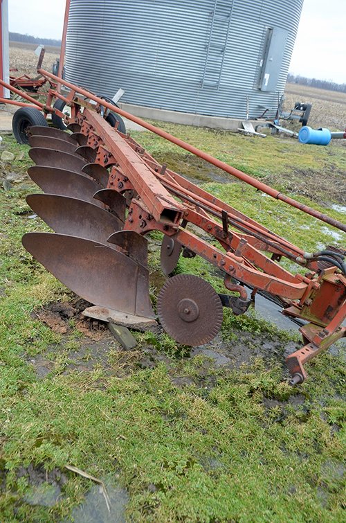 Property photo 38 - FARM EQUIPMENT AUCTION IN ELKHART COUNTY, IN
